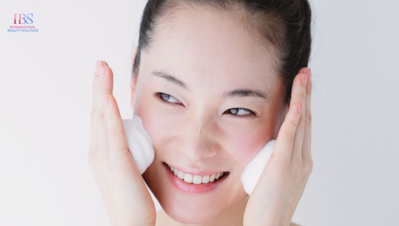 Sử dụng kem thoa và thực phẩm chức năng