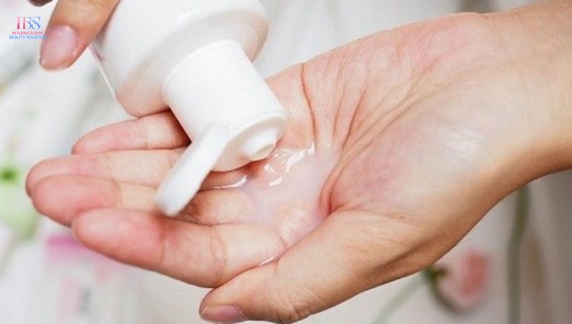 Vệ sinh vùng kín sạch sẽ 