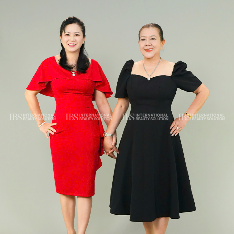 Hai mẹ con cô Loan sau khi giảm cân tại IBS