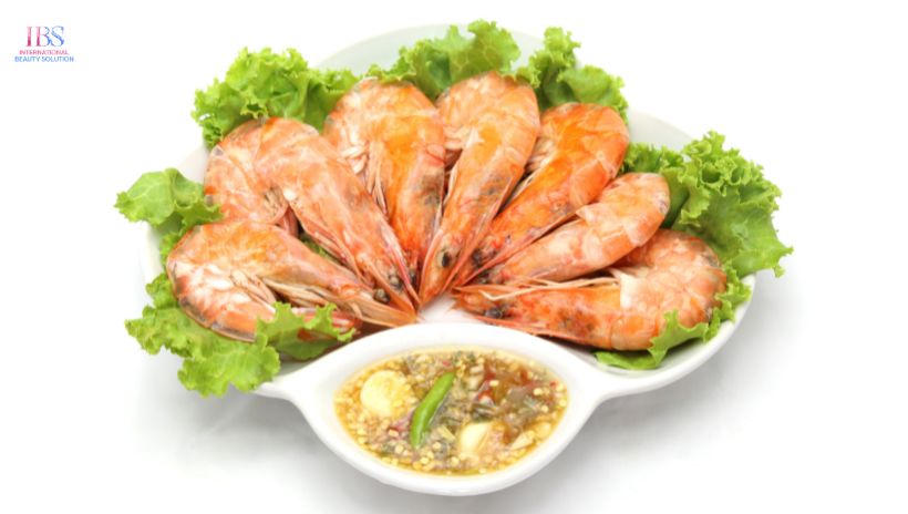 Ăn kèm rau xanh và thực phẩm giàu chất xơ