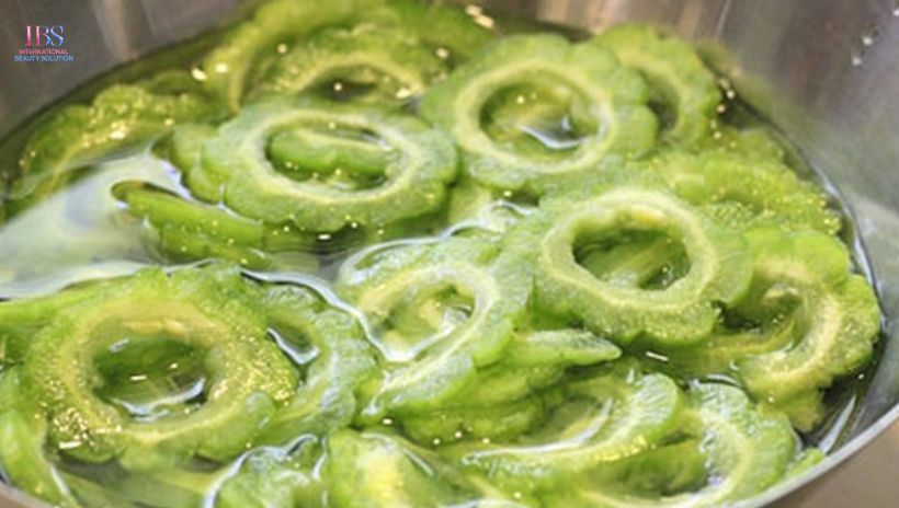 Ăn khổ qua luộc